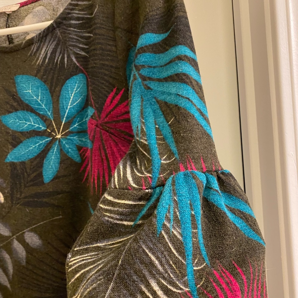 Dress - Picture 4 of 5